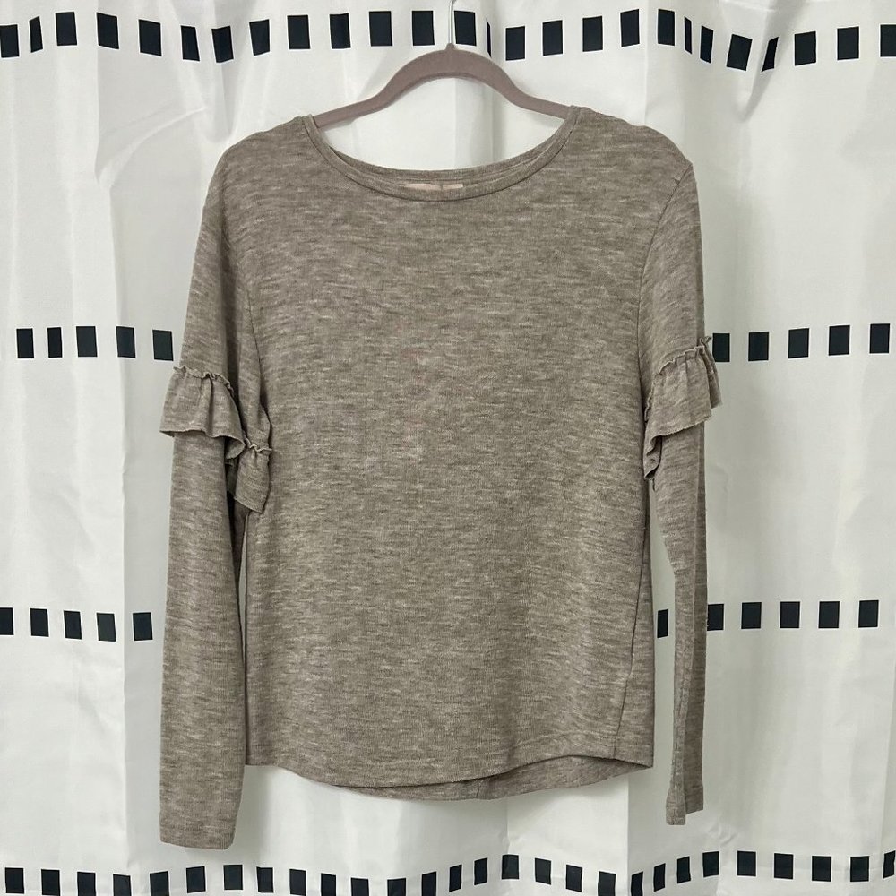 Philosophy Beige Sweater With Ruffles on Sleeve